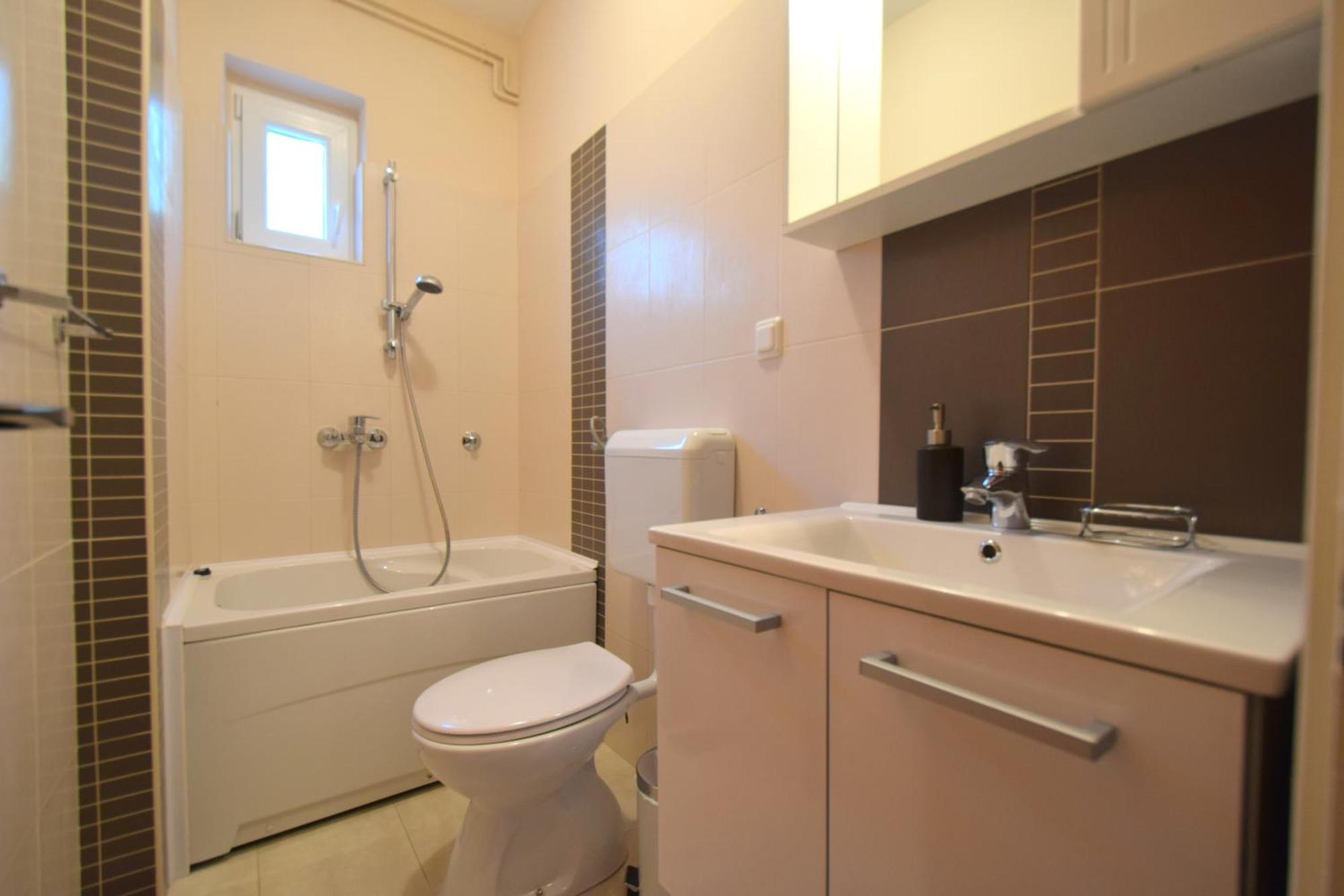 Apartments Kraljic Кърк Екстериор снимка