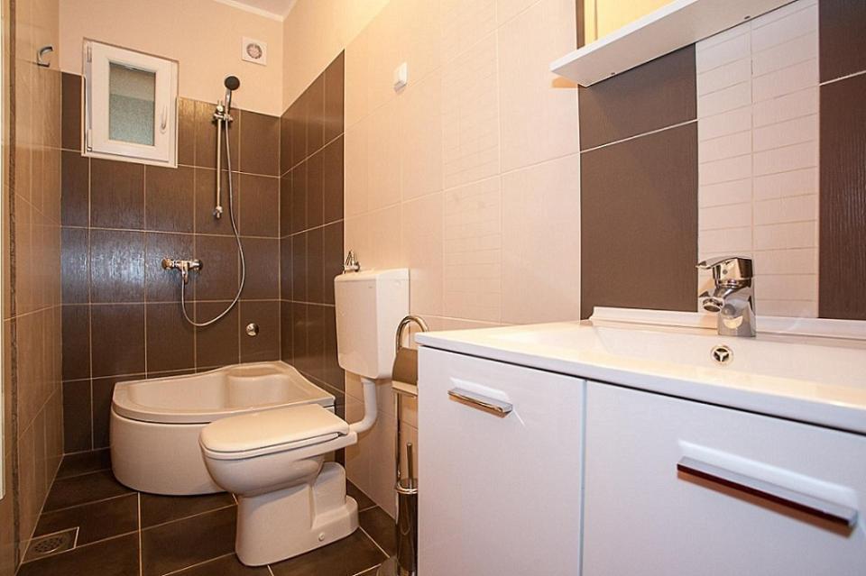Apartments Kraljic Кърк Екстериор снимка