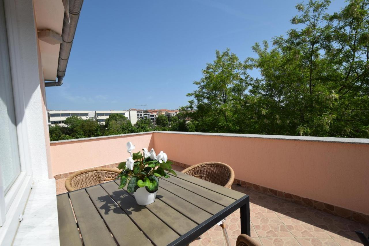 Apartments Kraljic Кърк Екстериор снимка
