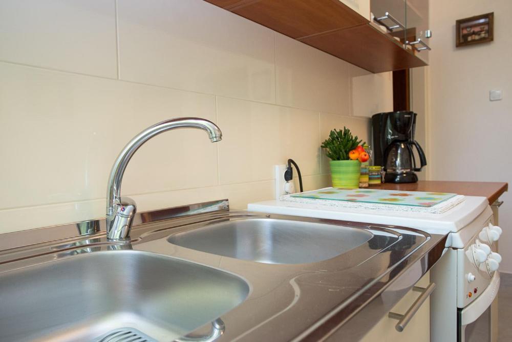 Apartments Kraljic Кърк Екстериор снимка